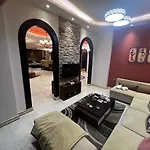 Super Luxury Flat Near Airport شقة سكنية قمة الفخامة والاتساع بقرب المولات التجارية و المطار