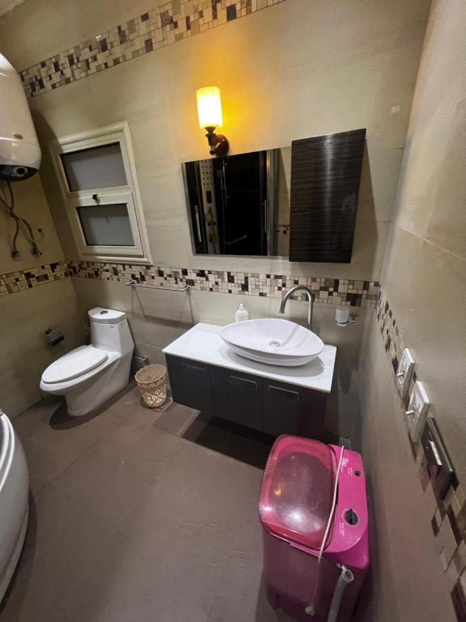 Super Luxury Airport Flats Apartment