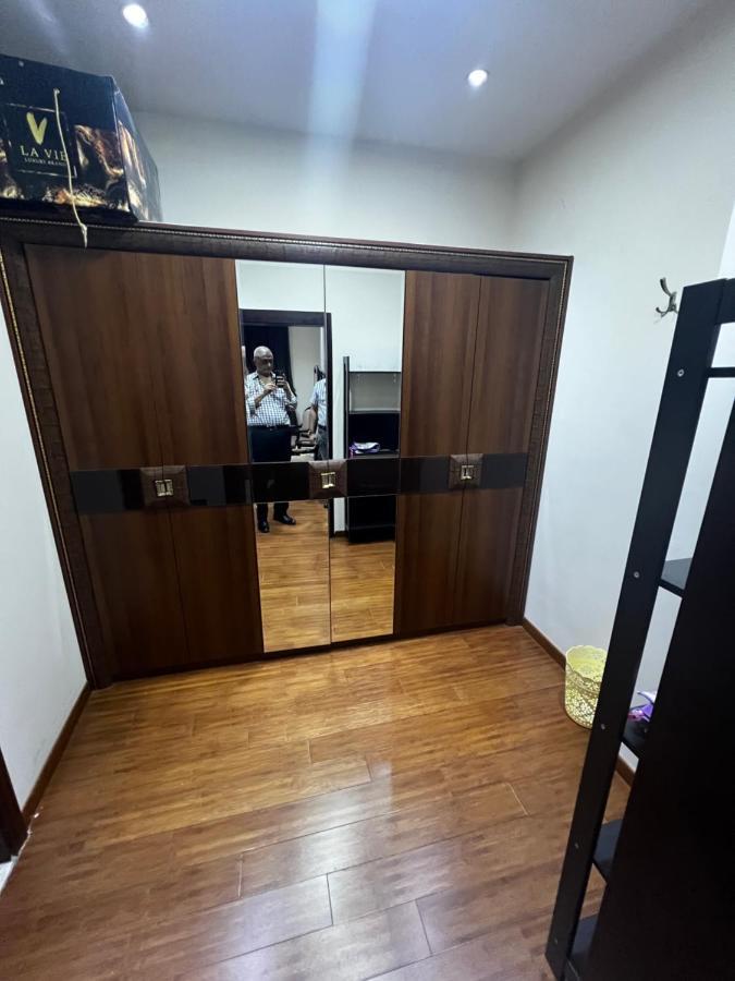 Apartment Super Luxury Airport Flats